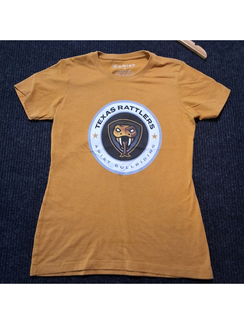 Ariat Texas Rattlers Bull Riding T-Shirt Size S Mustard Color